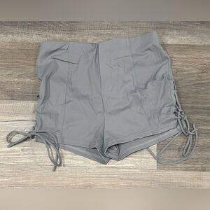NWT Halara Athletic Shorts Side ruching with adjustable drawstrings Medium Gray